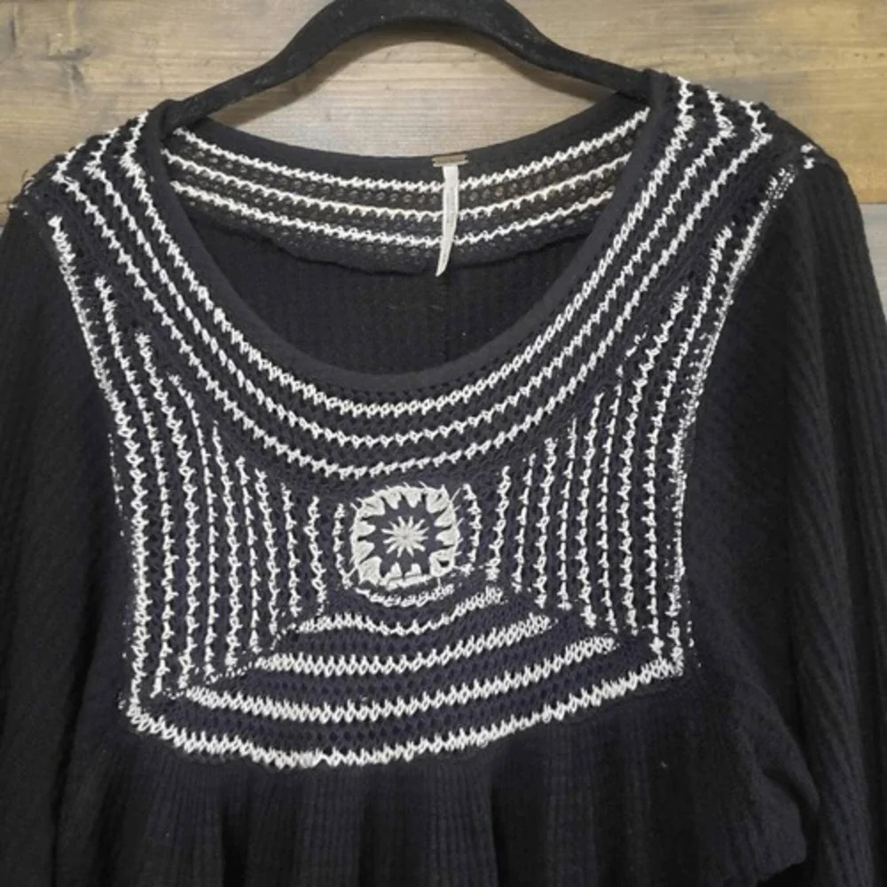 Free People Soul Mate Top Black‎ white embroidery loose fit Womans size M